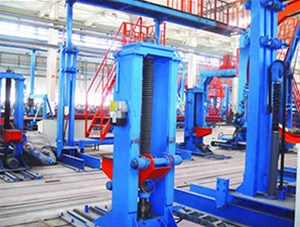 絲杠(gang)升降機使用(yòng)現場